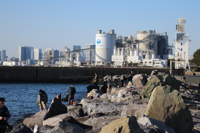 若洲海浜公園 堤防や磯場など変化に富んだ都会の釣り場 釣れる魚 ポイント情報まとめ 全国釣り紀行